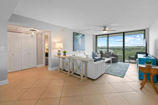 $4,500 | 1605 Highway 1, Unit M1404, Jupiter, FL 33477