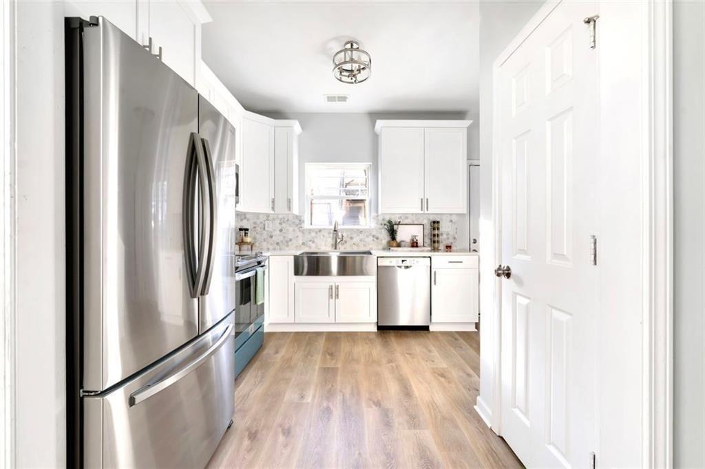 56 Holly Road Northwest Atlanta, GA 30314 - Photo 18 of 35 Gallery Image 18
