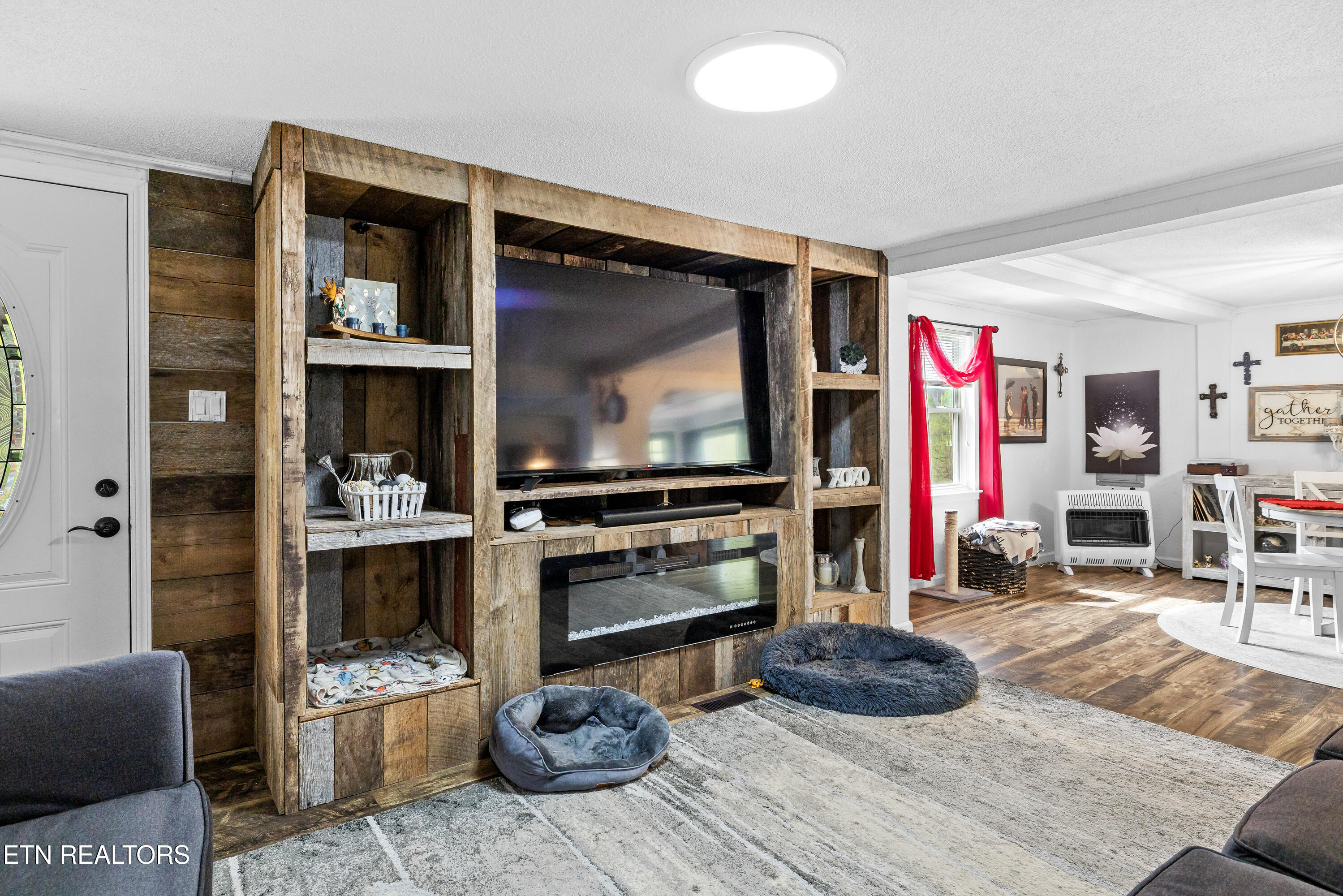 3881 Richardson Cove Road Sevierville, TN 37876 - Photo 18 of 43 3881RichardsonCoveRd-123