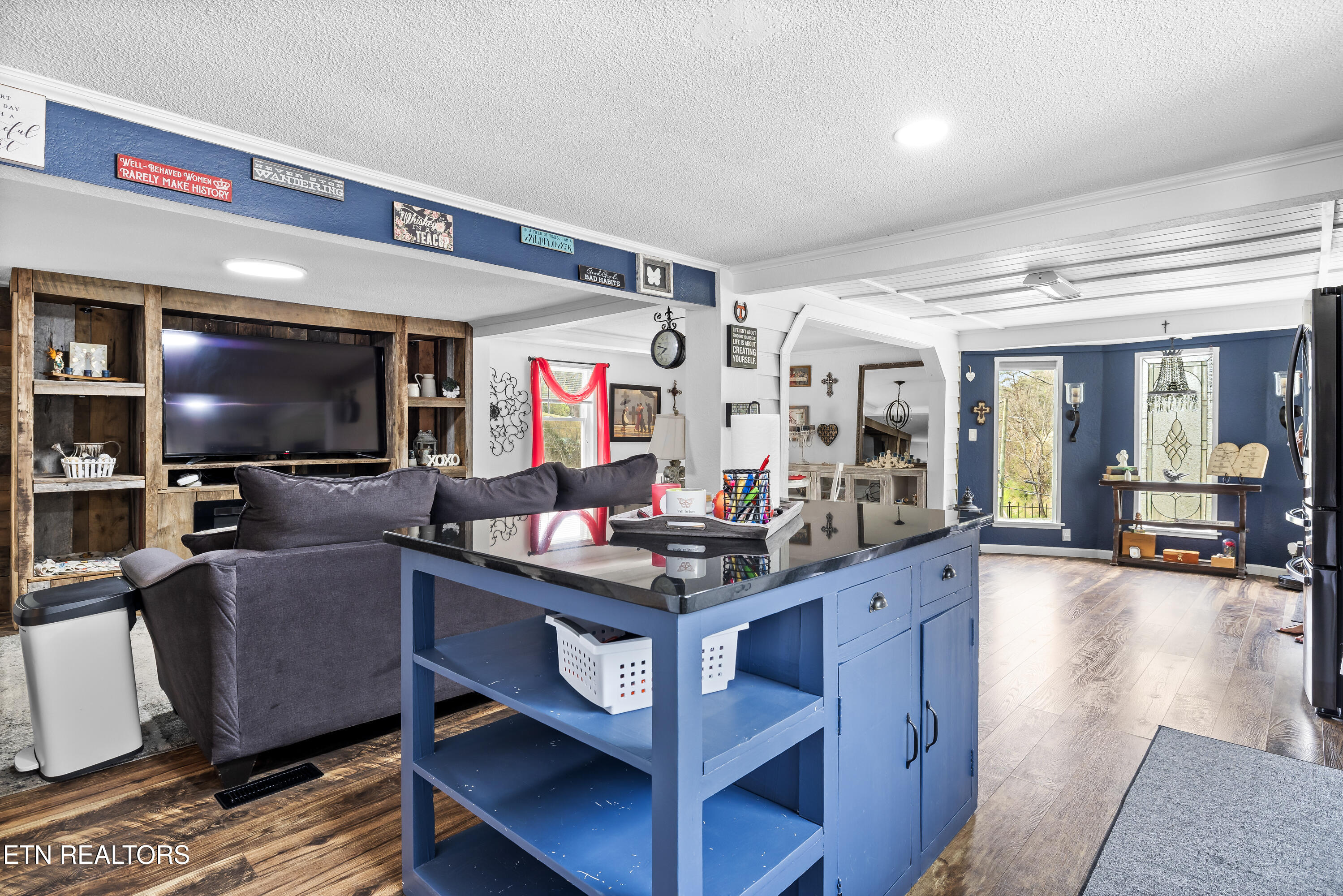 3881 Richardson Cove Road Sevierville, TN 37876 - Photo 19 of 43 3881RichardsonCoveRd-116