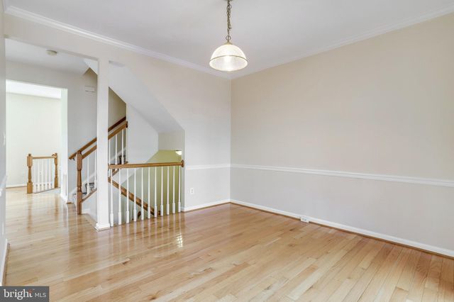 $610,000 | 2455 Fox Stream Lane, Herndon, VA 20171