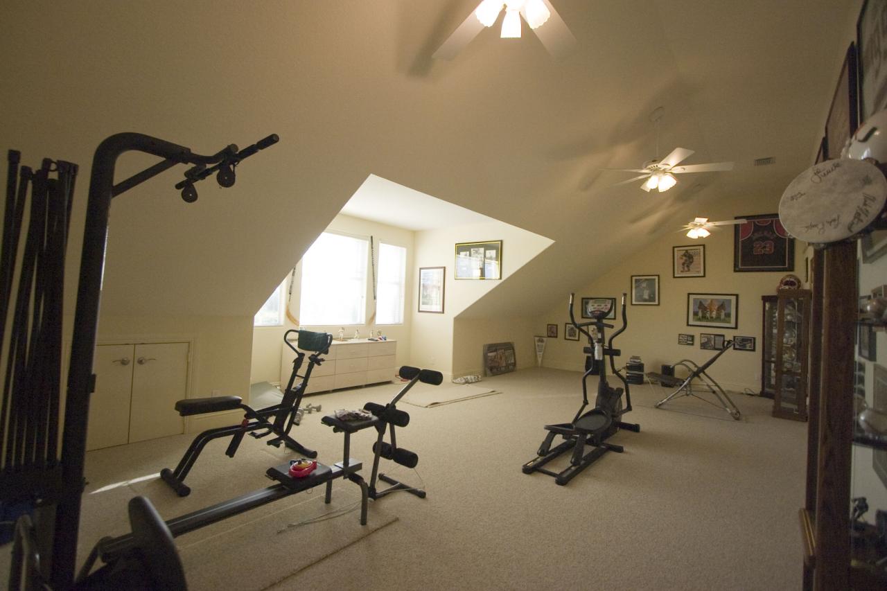 2300 Southeast Ranch Road South Jupiter, FL 33478 - Photo 28 of 44 a view of a room with gym equipment
