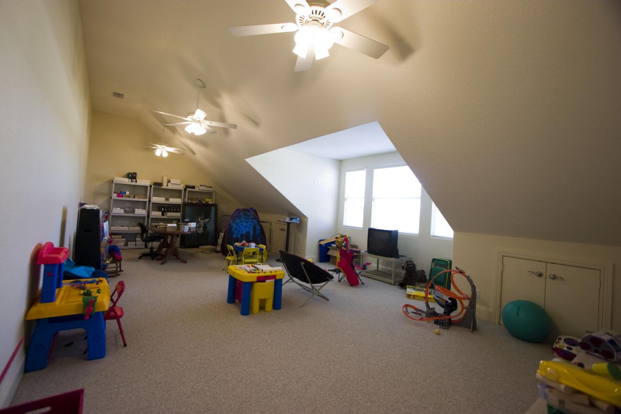 2300 Southeast Ranch Road South Jupiter, FL 33478 - Photo 34 of 44 a children room with toys