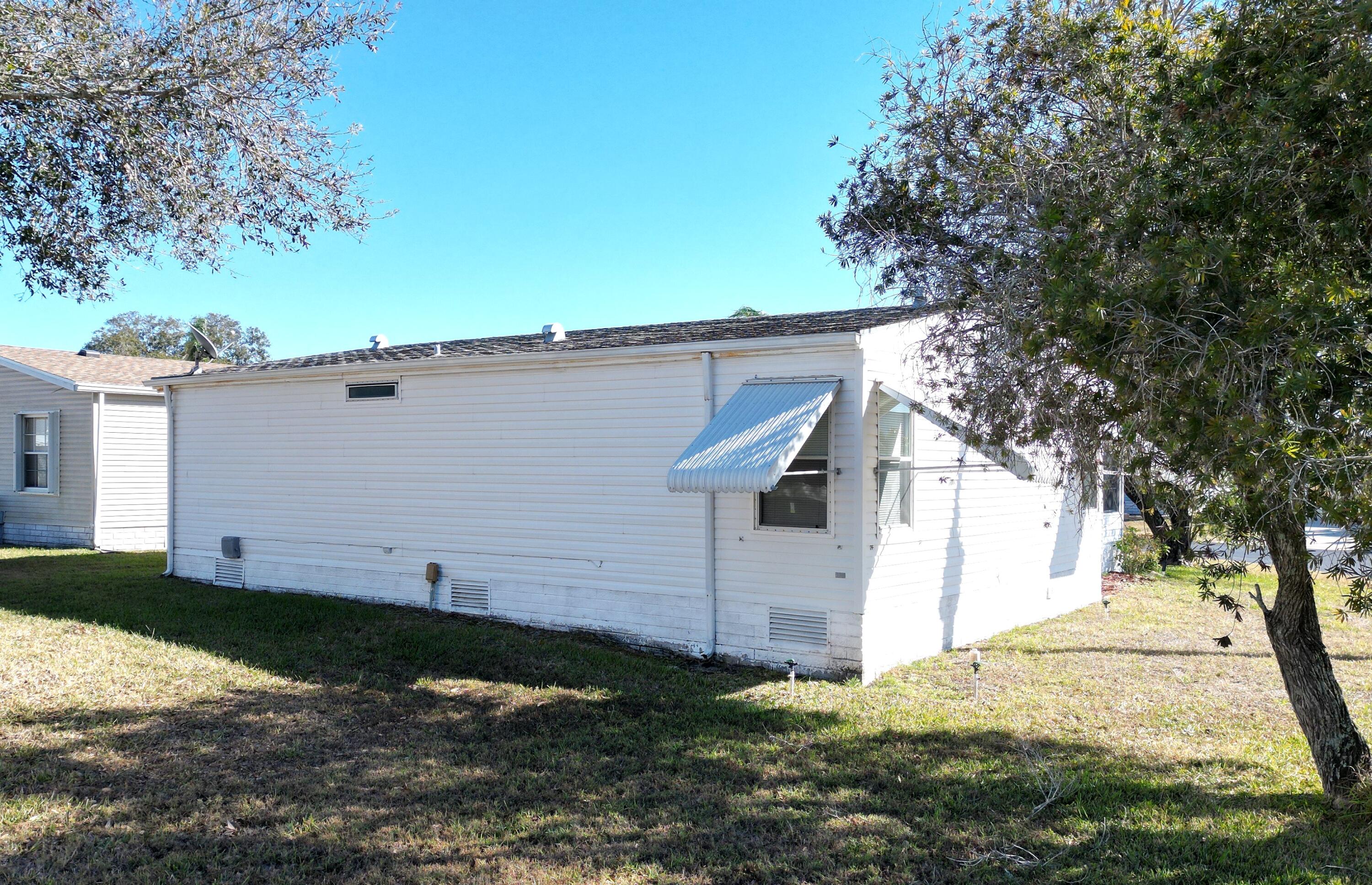 334 Seahorse Terrace Fort Pierce, FL 34982 - Photo 21 of 40 DJI_0492a