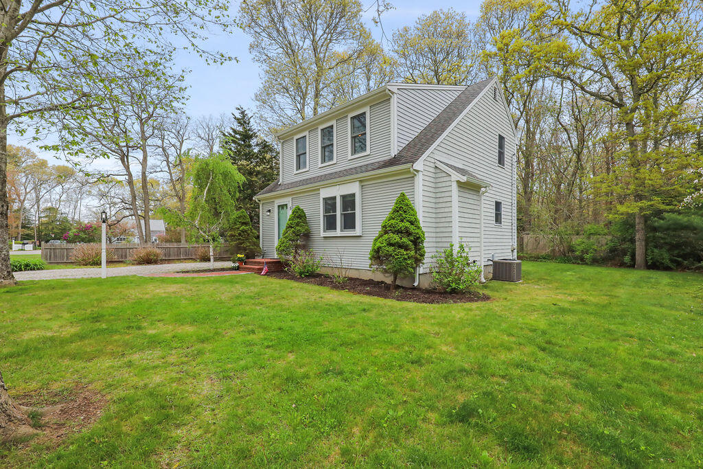 5 Deerfield Road Mashpee, MA 02649 - Photo 30 of 32 IMG_2431