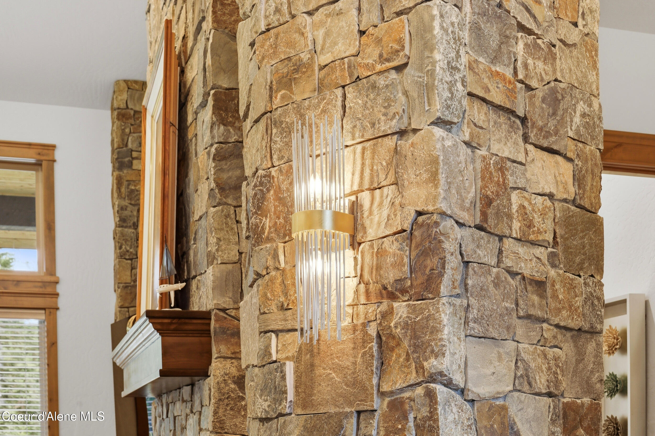 2117 East Amulet Circle Rathdrum, ID 83858 - Photo 32 of 124 Custom Light Fixtures