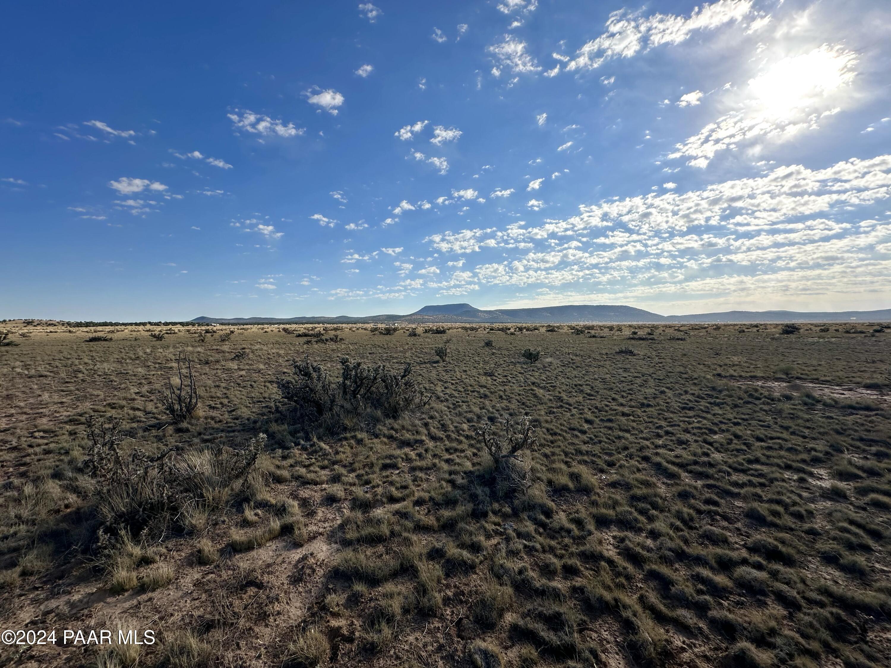 1257 Sierra Verde Ranch, Unit 30 Seligman, AZ 86337 - Photo 2 of 7 a view of an ocean