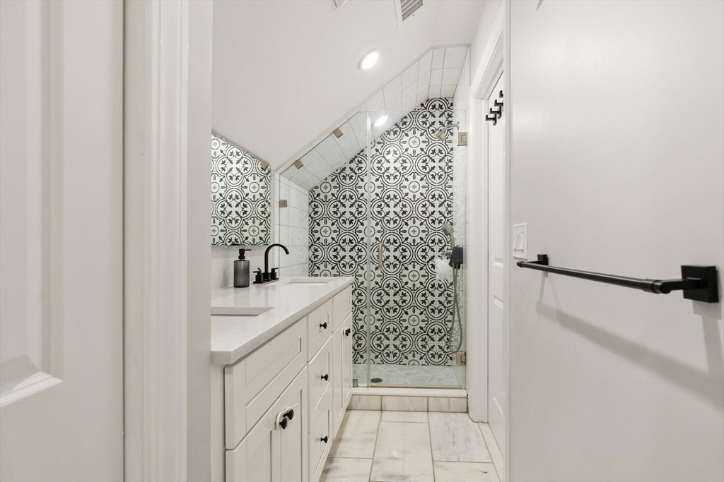 22 Radcliffe Road, Unit 2 Somerville, MA 02145 - Photo 10 of 16