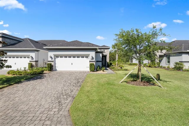 $374,900 | 856 Pinewood Drive, Ormond Beach, FL 32174