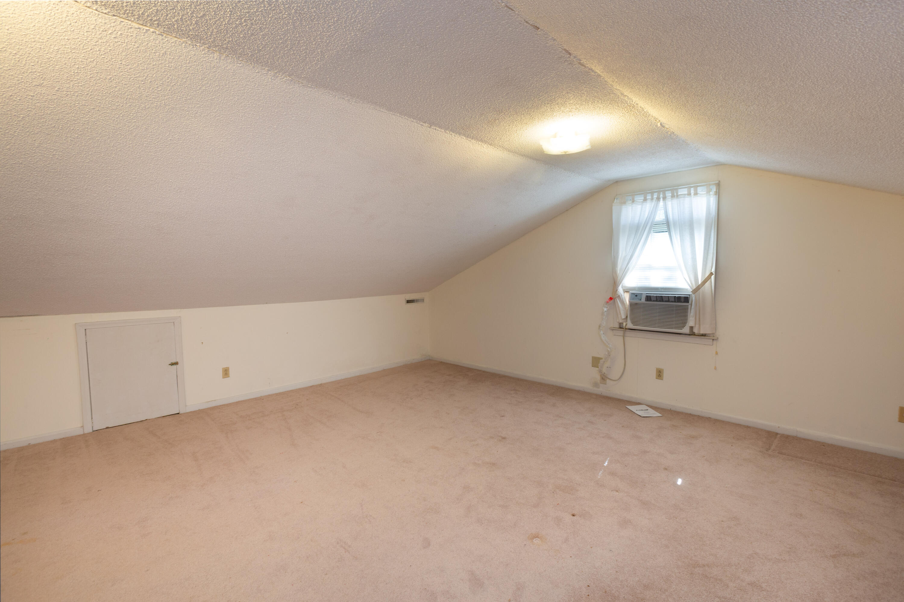 758 Larkwood Road Charleston, SC 29412 - Photo 25 of 43 758 Larkwood Rd_Brett Martin Photography