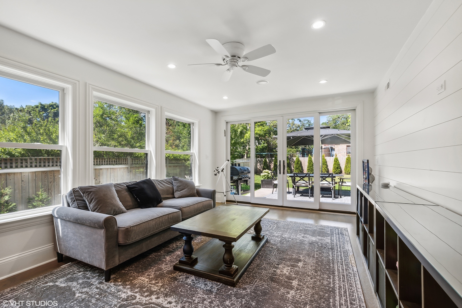 60 Sheridan Road Highland Park, IL 60035 - Photo 13 of 30 a living room with furniture and a large window