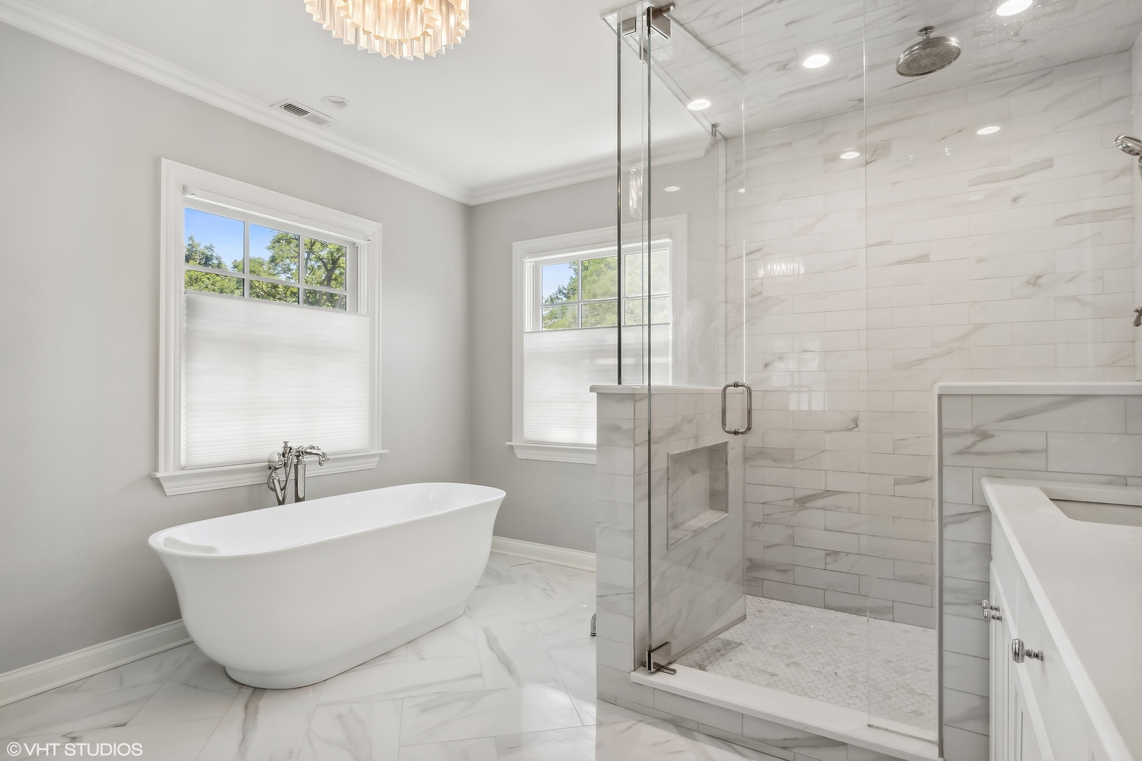 60 Sheridan Road Highland Park, IL 60035 - Photo 19 of 30 a bathroom with a bathtub and shower