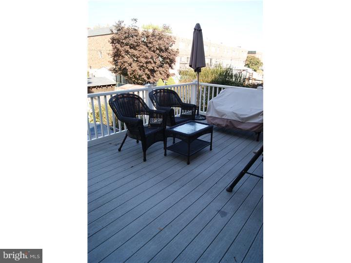 12638 Chilton Road Philadelphia, PA 19154 - Photo 21 of 24 Deck