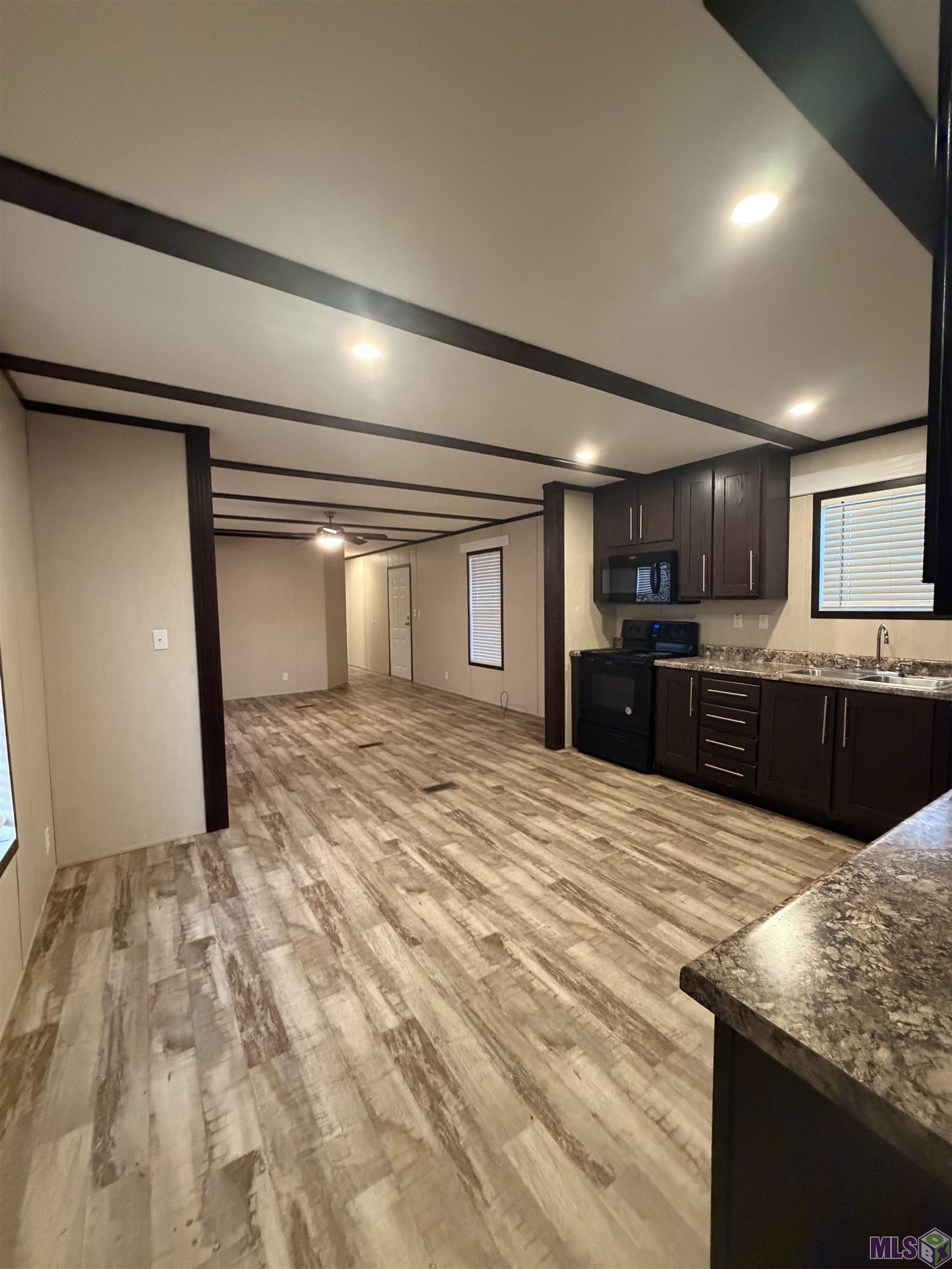 14401 Courtney Road, Unit 39 Walker, LA 70785 - Photo 2 of 13
