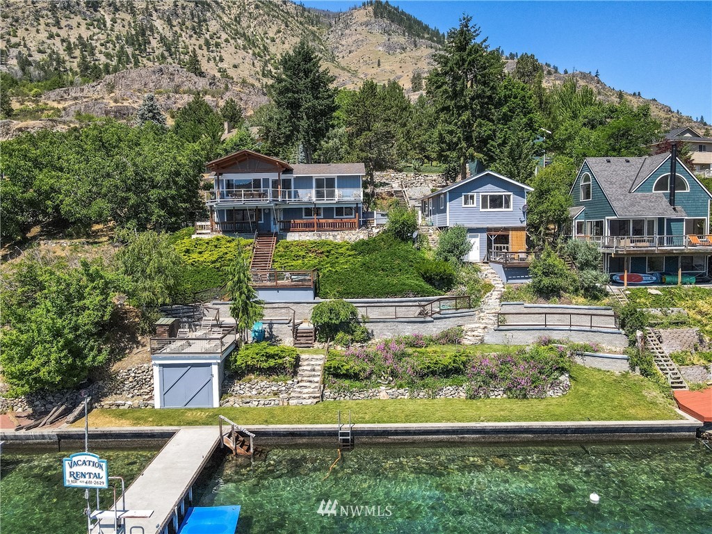 15890 South Lakeshore Road Chelan, WA 98816 - Photo 1 of 39 Gallery Image 1