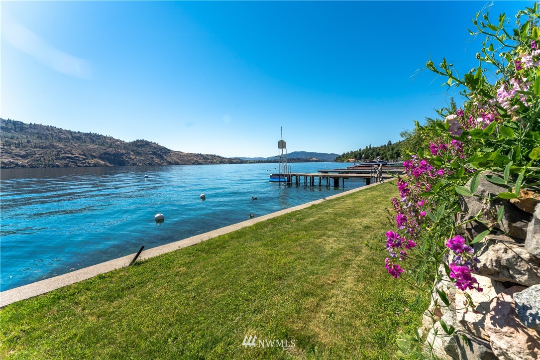 15890 South Lakeshore Road Chelan, WA 98816 - Photo 31 of 39 Gallery Image 31