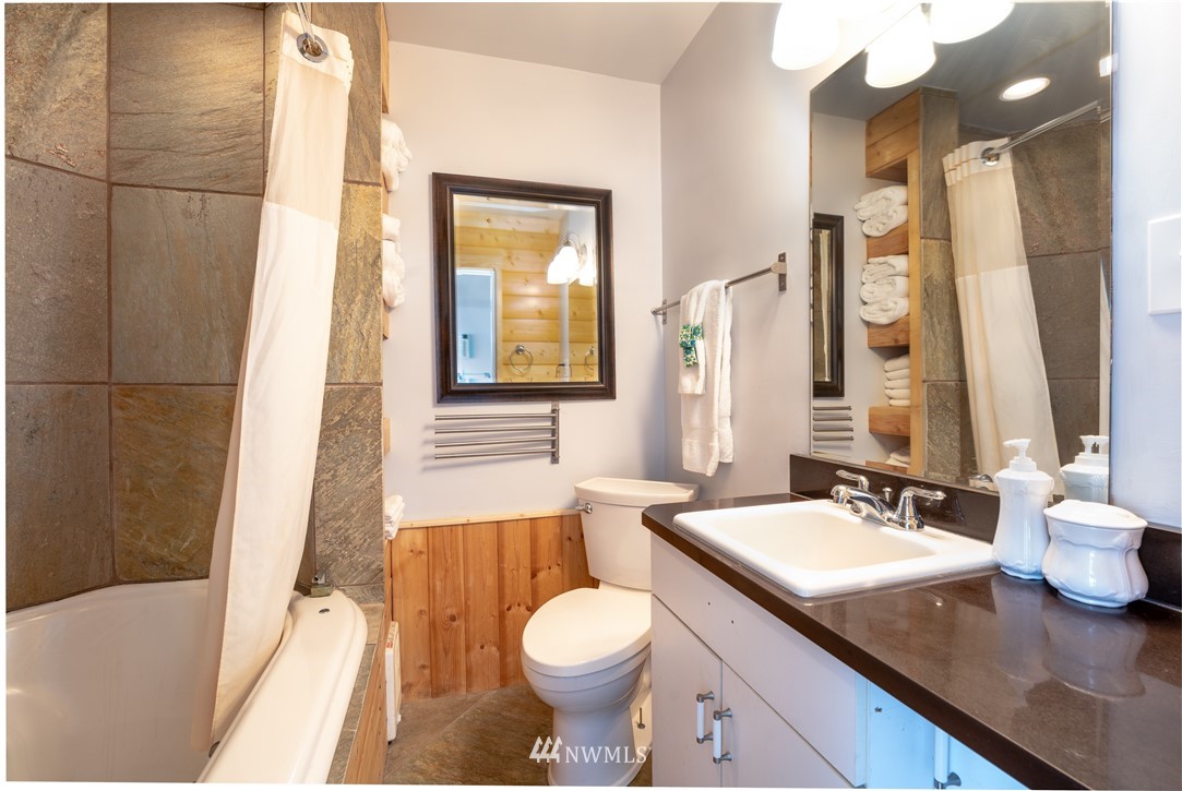 15890 South Lakeshore Road Chelan, WA 98816 - Photo 38 of 39 Gallery Image 38