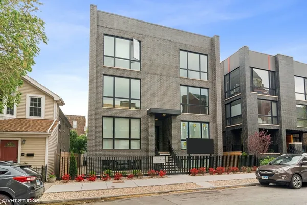 $4,600 | 1455 West Superior Street, Unit 2E, Chicago, IL 60642