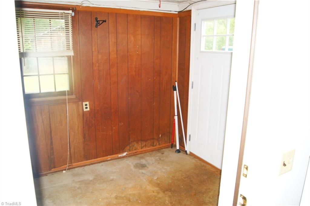 231 Theatre Road Madison, NC 27025 - Photo 3 of 10 Gallery Image 3