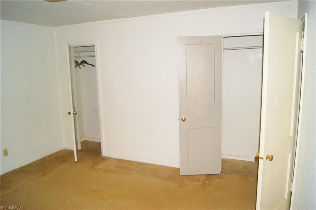 231 Theatre Road Madison, NC 27025 - Photo 5 of 10 Gallery Image 5