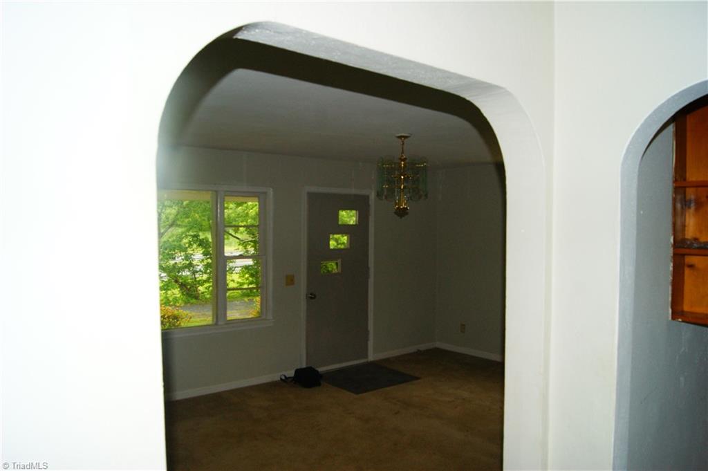 231 Theatre Road Madison, NC 27025 - Photo 9 of 10 Gallery Image 9