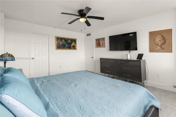 $294,900 | 1301 Northeast Miami Gardens Drive, Unit 1226W, Miami, FL 33179