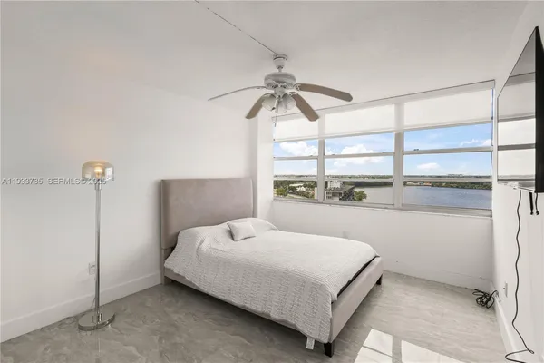 $294,900 | 1301 Northeast Miami Gardens Drive, Unit 1226W, Miami, FL 33179