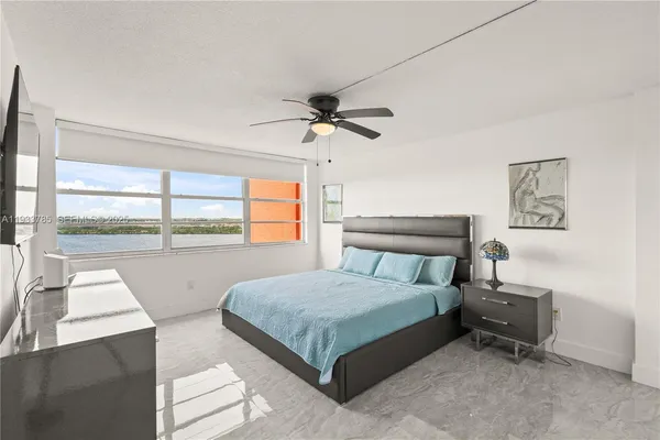 $294,900 | 1301 Northeast Miami Gardens Drive, Unit 1226W, Miami, FL 33179