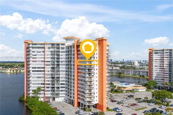 $294,900 | 1301 Northeast Miami Gardens Drive, Unit 1226W, Miami, FL 33179