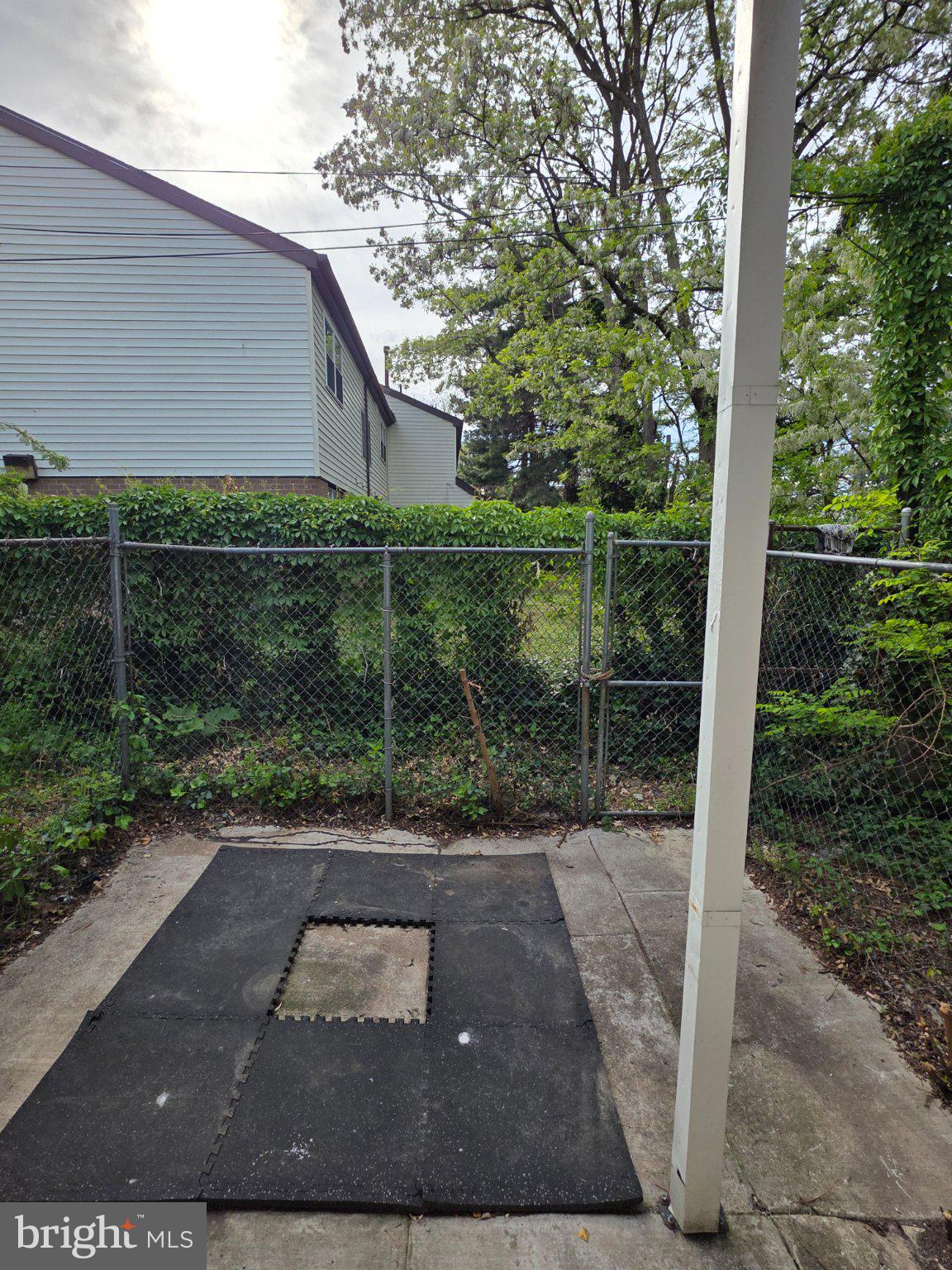 1864 North Uber Street Philadelphia, PA 19121 - Photo 8 of 29 Private outdoor space with greenery.