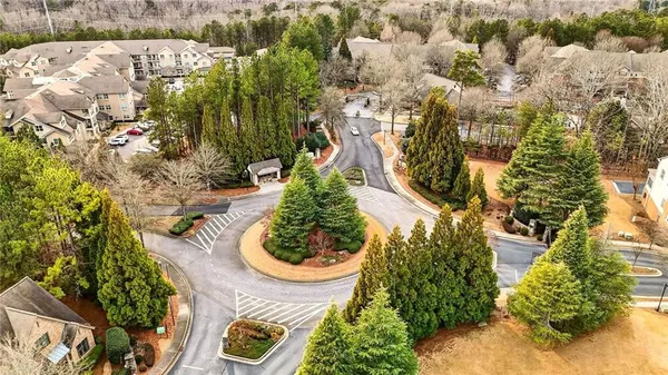 $825,000 | 455 High Pointe Trail, Roswell, GA 30076