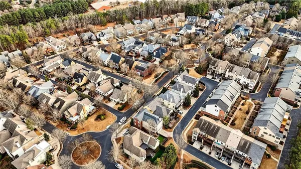 $825,000 | 455 High Pointe Trail, Roswell, GA 30076