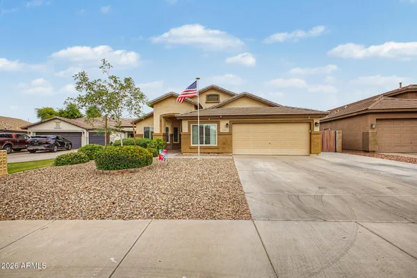 $590,000 | 3425 South Loback Lane, Gilbert, AZ 85297