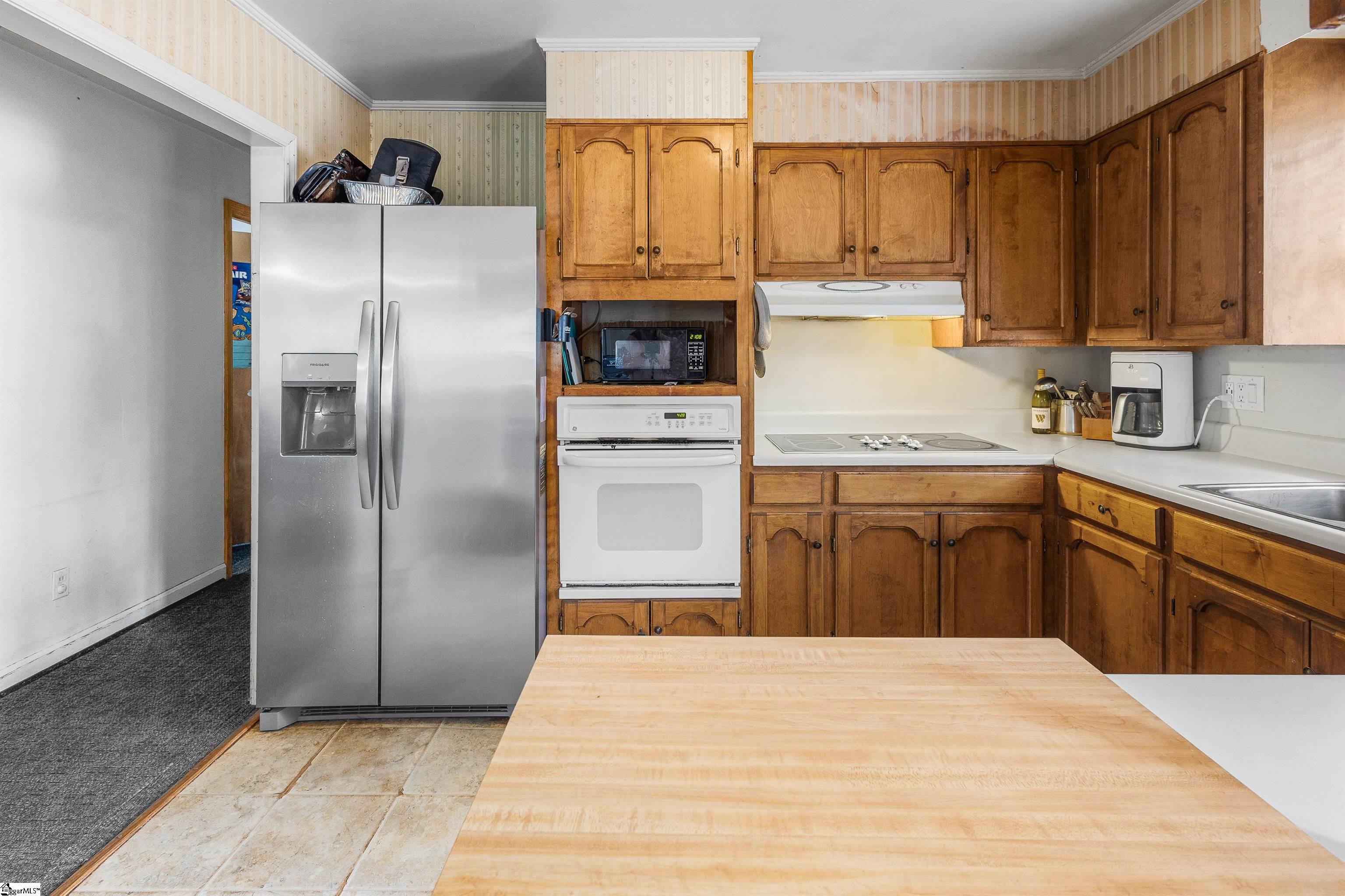 308 Sylvia Road Easley, SC 29642 - Photo 6 of 24