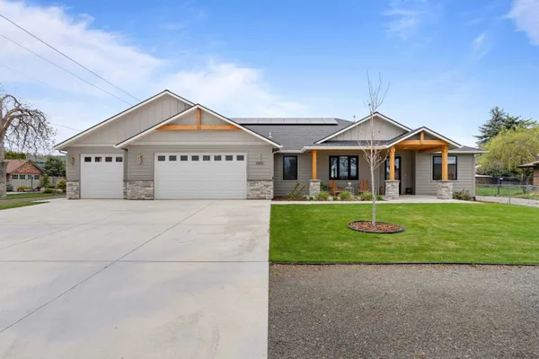 $799,000 | 8305 East Maringo Drive, Spokane, WA 99212