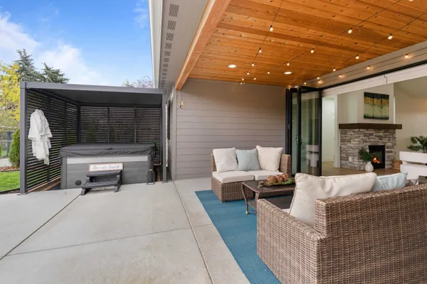 $799,000 | 8305 East Maringo Drive, Spokane, WA 99212