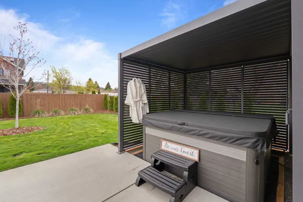 $799,000 | 8305 East Maringo Drive, Spokane, WA 99212