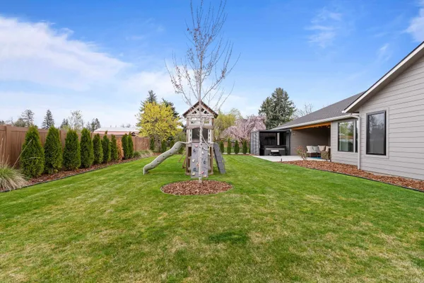 $799,000 | 8305 East Maringo Drive, Spokane, WA 99212