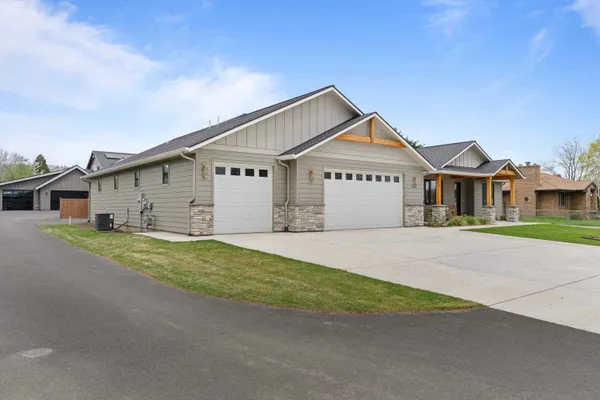 $799,000 | 8305 East Maringo Drive, Spokane, WA 99212