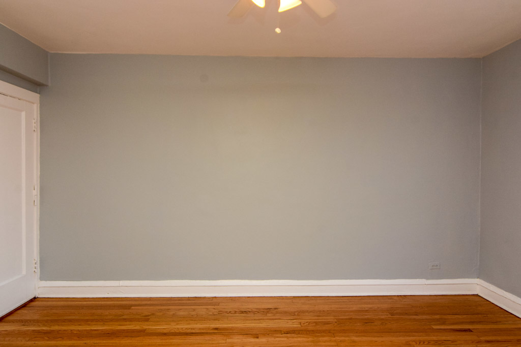 4606 North Beacon Street, Unit 2B Chicago, IL 60640 - Photo 13 of 20 a view of a room with wooden floor