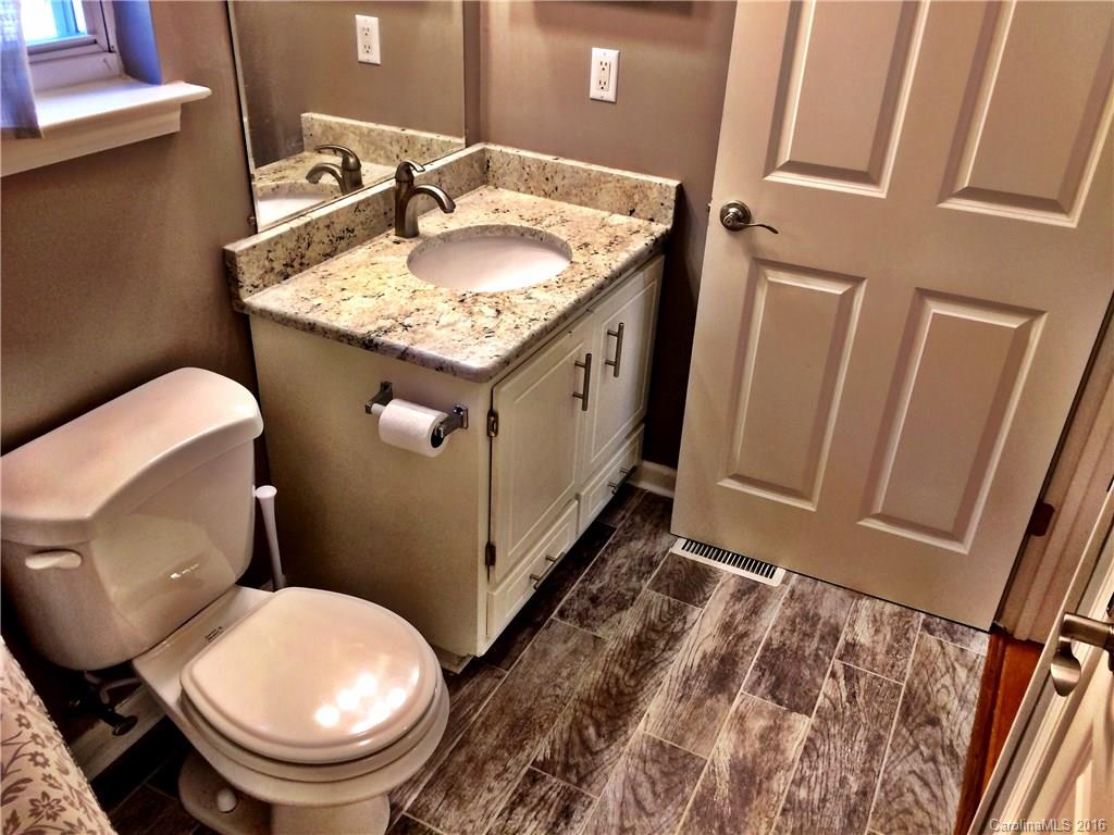 9150 Vagabond Road Charlotte, NC 28227 - Photo 9 of 18 Gallery Image 9