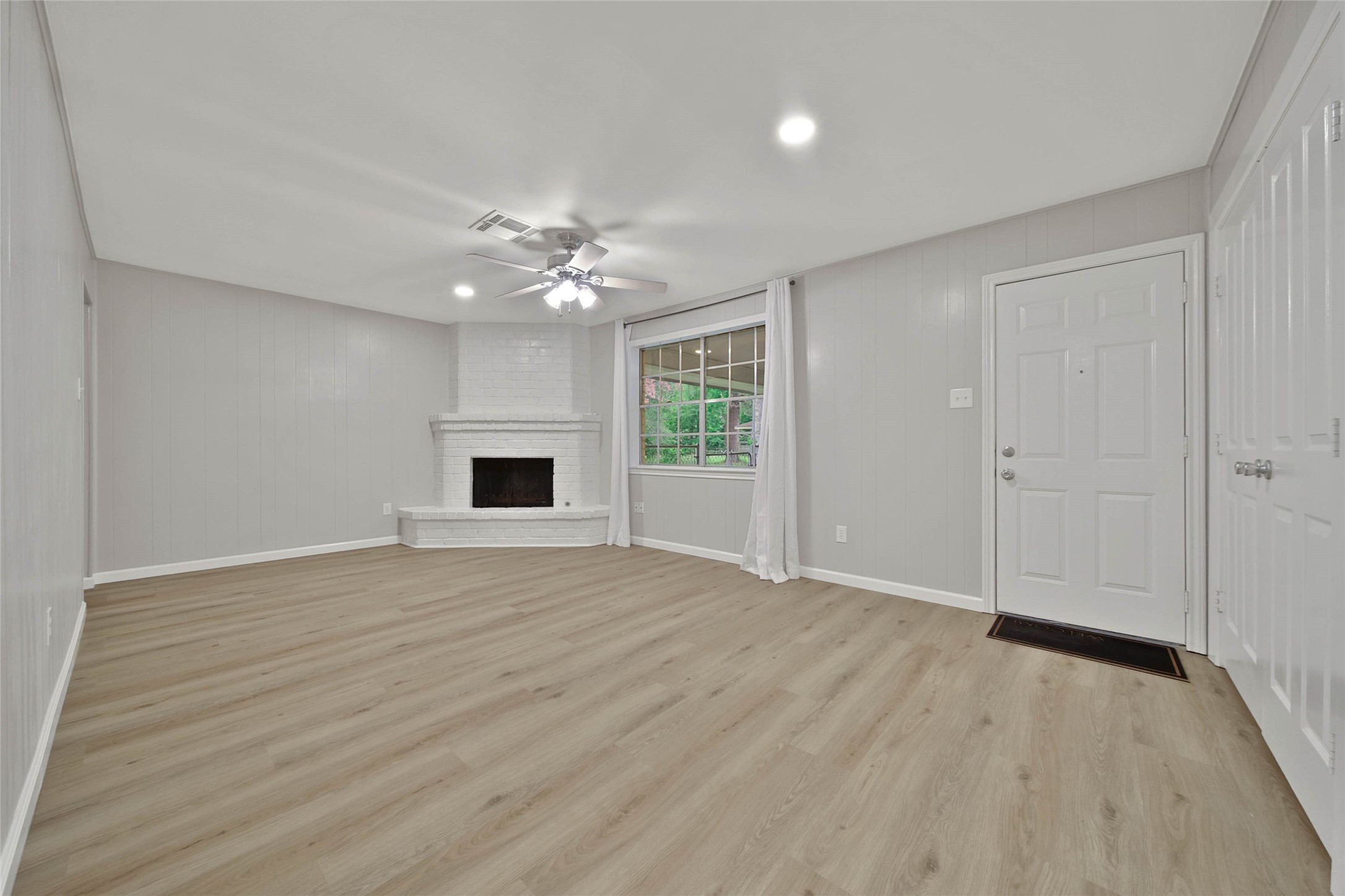 24931 Hickory Hill Road Spring, TX 77380 - Photo 4 of 38
