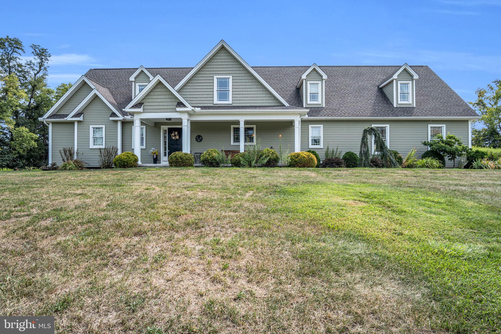201 Stonehouse Road Carlisle, PA 17015 - Photo 2 of 62 Gallery Image 2