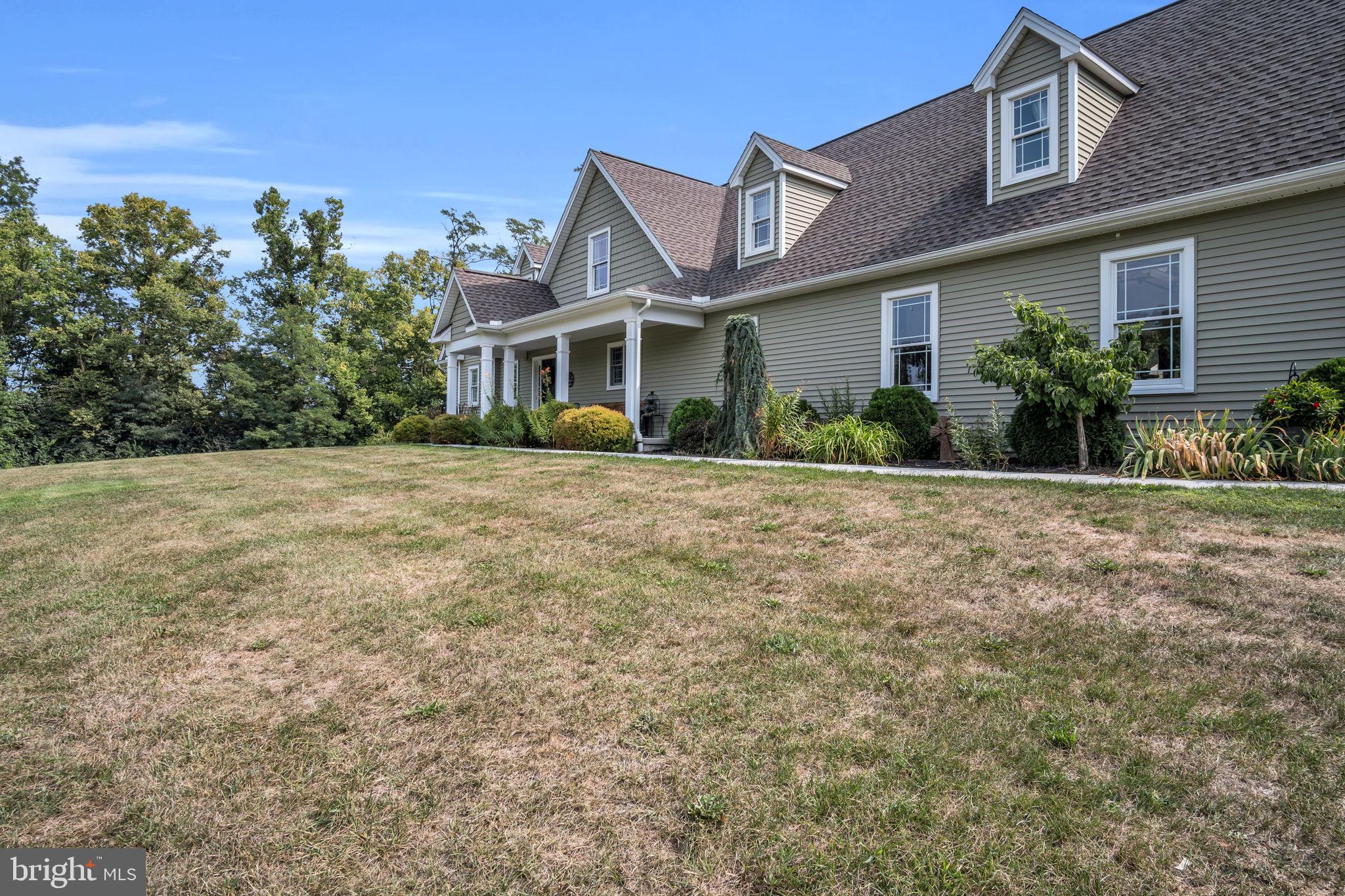 201 Stonehouse Road Carlisle, PA 17015 - Photo 3 of 62 Gallery Image 3