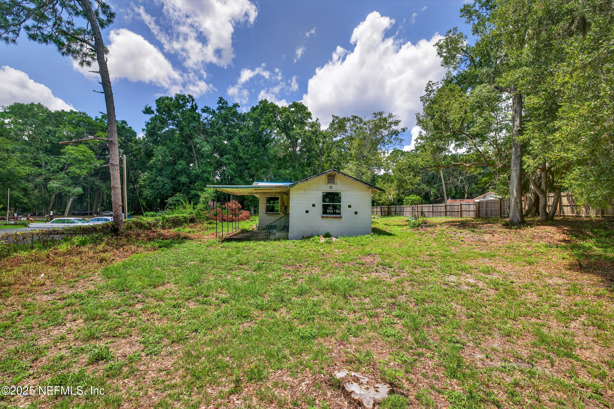 9248 Ridge Boulevard Jacksonville, FL 32208 - Photo 31 of 46 9248 ridge blvd-36