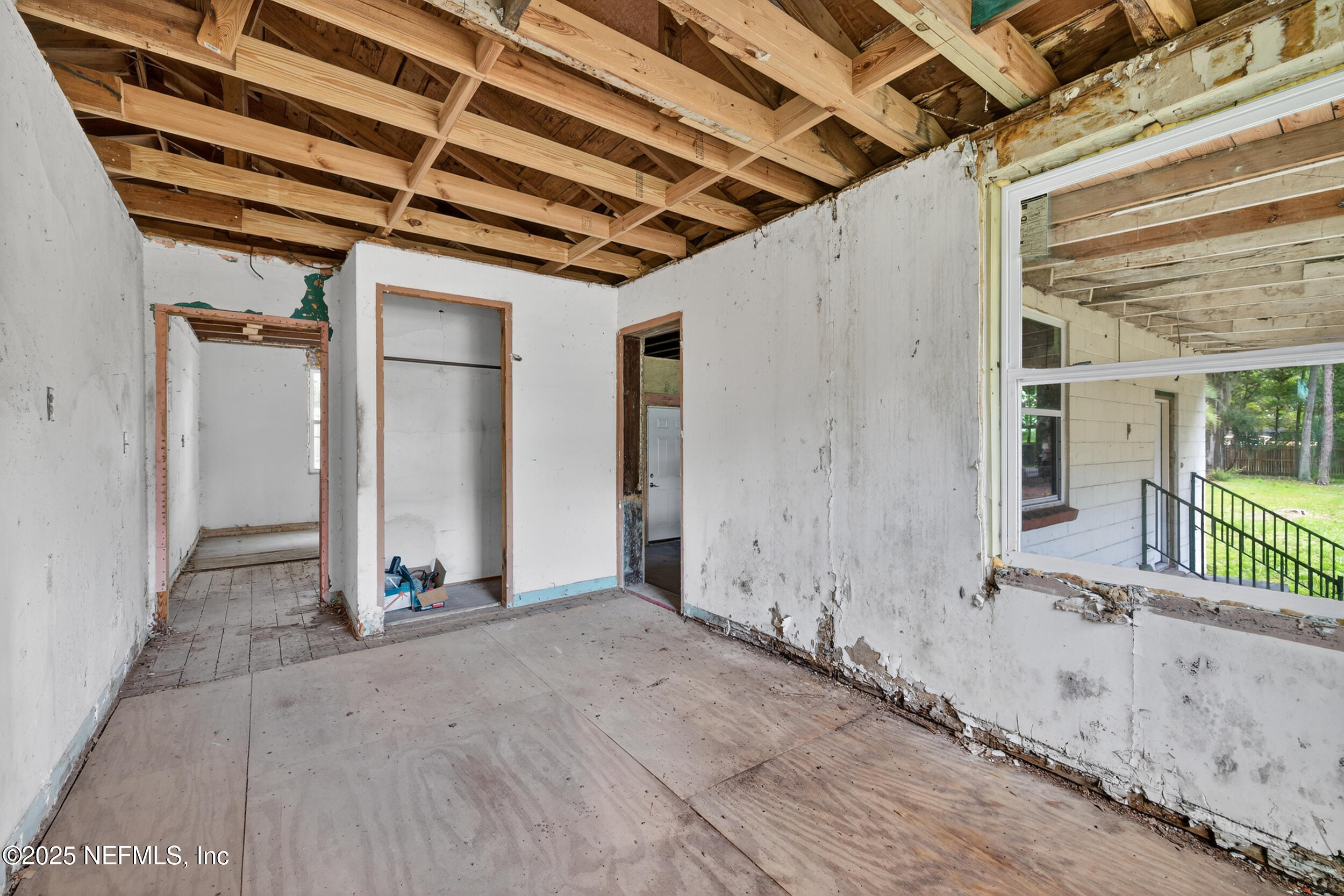 9248 Ridge Boulevard Jacksonville, FL 32208 - Photo 6 of 46 9248 ridge blvd-8