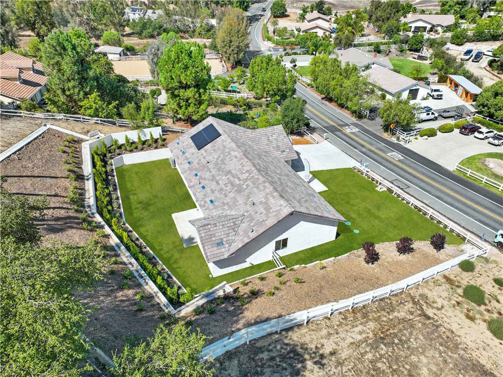 30233 Del Rey Road Temecula, CA 92591 - Photo 7 of 64