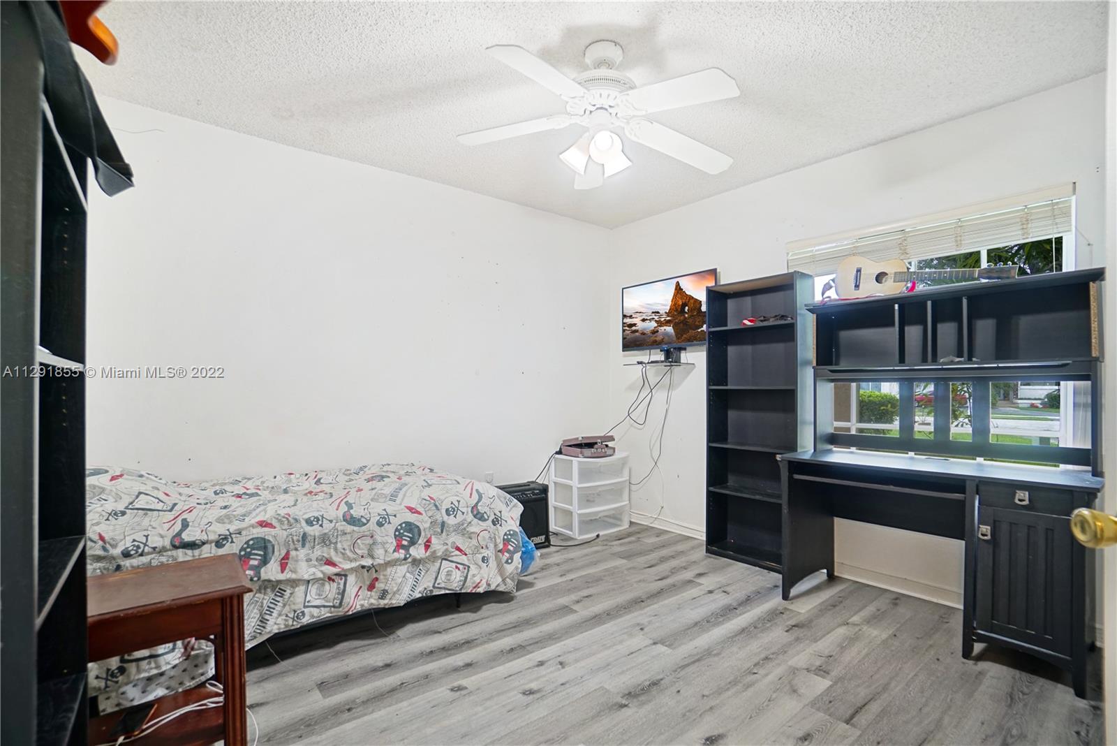 1589 Egret Road Homestead, FL 33035 - Photo 13 of 25 Gallery Image 13