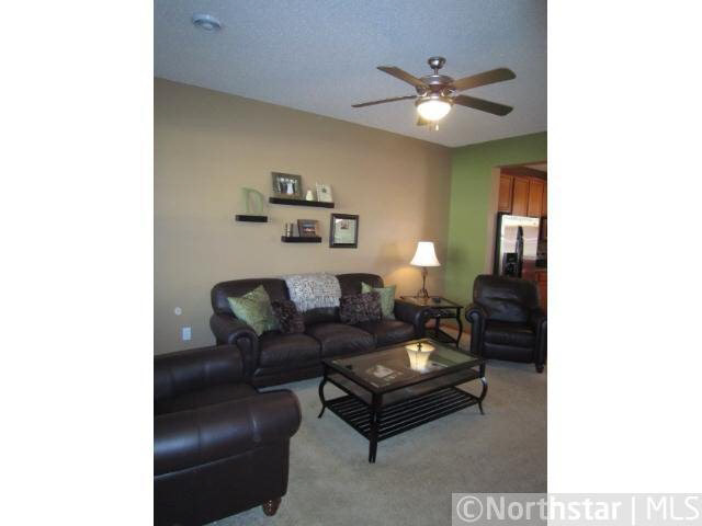585 Ravencroft Road, Unit 902 Waconia, MN 55387 - Photo 9 of 14 Gallery Image 9