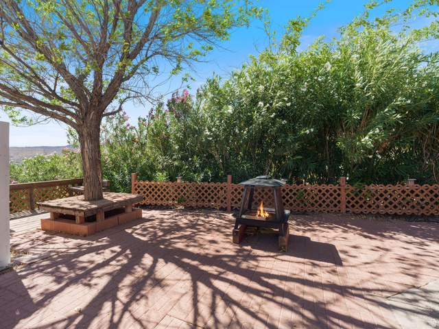 3941 West 40 North Hurricane, UT 84737 - Photo 48 of 55 Patio terrace